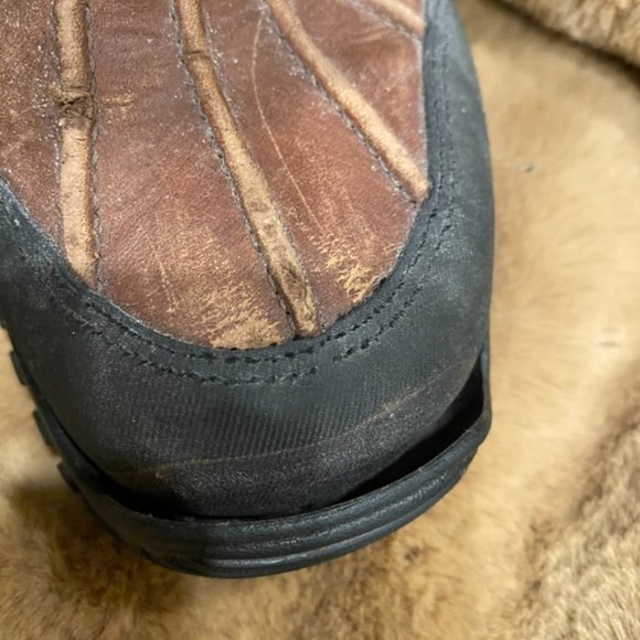 UGG Women's Adirondack Tall Boot - Picture 5 of 10